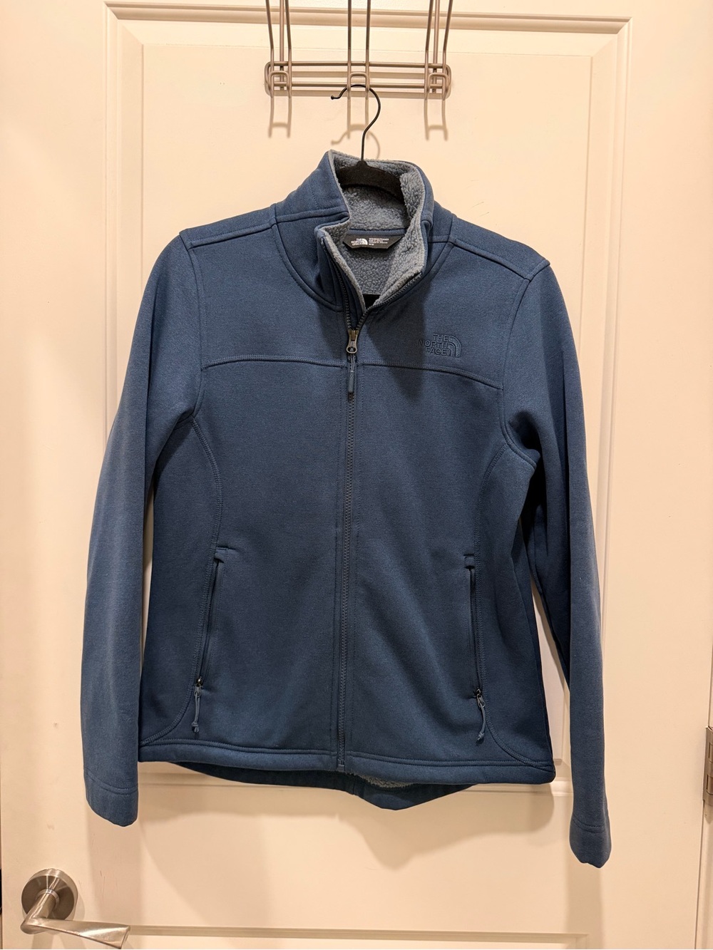 The North Face Timber Full Zip Fleece Jacket Size M
Blue Women’s